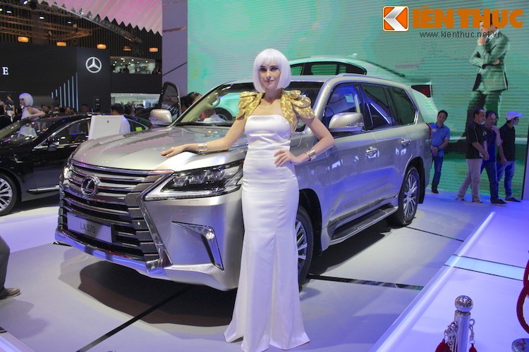 Lexus LX570 2016 - SUV “dinh” nhat gia 5,61 ty tai Viet Nam