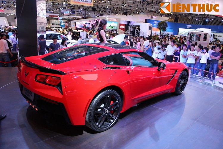 “Sieu xe co bap” Chevrolet Corvette Stingray tai VMS 2015-Hinh-3