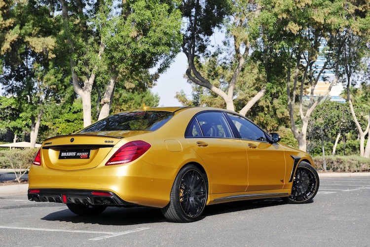 Mercedes S65 AMG Brabus 900 