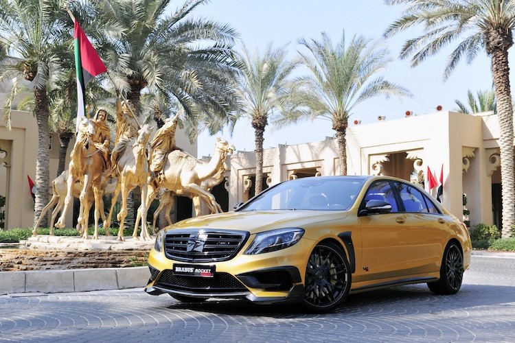 Mercedes S65 AMG Brabus 900 