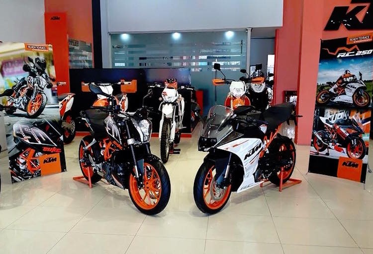 Bo doi KTM RC250 &amp; 250 DUKE ra mat tai Viet Nam-Hinh-11