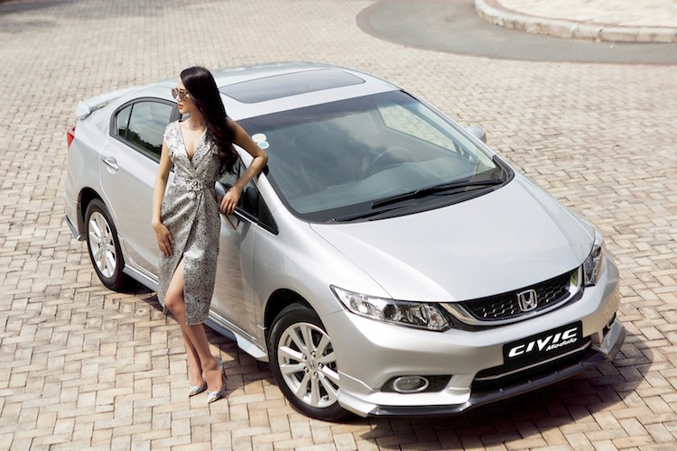 Trai tai, gai sac cuon hut ben Honda Civic Modulo-Hinh-4