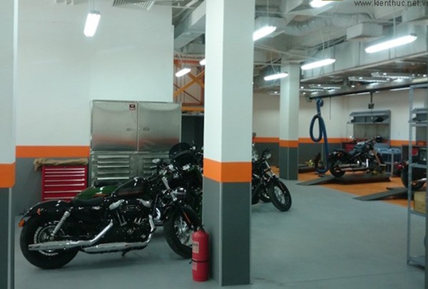 Phong cach ban hang “choi” khach cua Harley-Davidson tai Viet Nam-Hinh-2