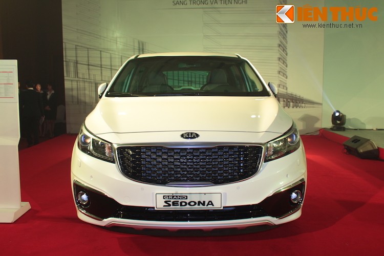 Kia ra mat minivan Grand Sedona (CKD) tai Ha Noi-Hinh-3