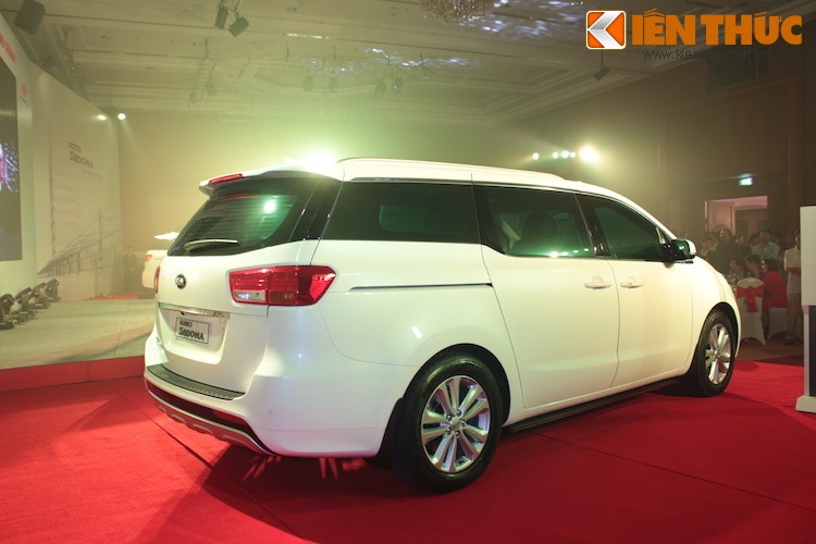 Kia ra mat minivan Grand Sedona (CKD) tai Ha Noi-Hinh-4