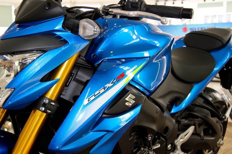 Chi tiet Suzuki GSX-S1000 chinh hang dau tien tai Viet Nam-Hinh-3