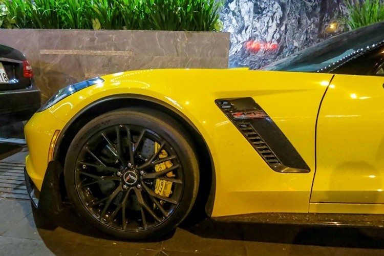 Sieu xe Chevrolet Corvette Z06 gia 6 ty tai Viet Nam-Hinh-4