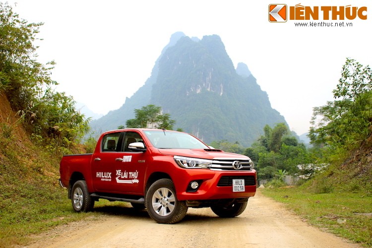 Lan dau trai nghiem ban tai Toyota Hilux 2016 tai Viet Nam-Hinh-18