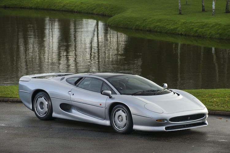 Chi tiet sieu xe “hang doc” Jaguar XJ220 doi 1992 gia 8 ty