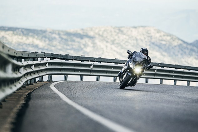 Yamaha nang cap sport touring FJR1300 cho nam 2016-Hinh-8