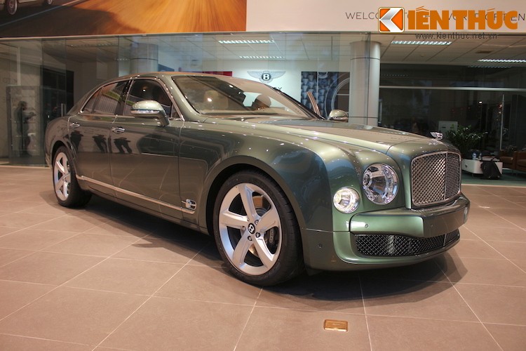 Bentley Mulsanne Speed chuc ty, 