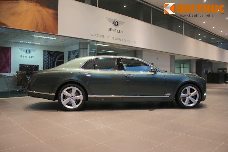 Bentley Mulsanne Speed chuc ty, 