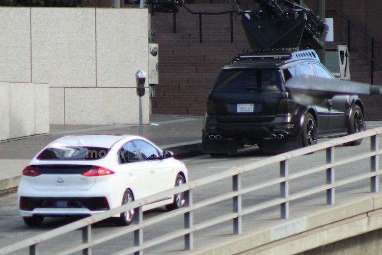 “Xe xanh” Hyundai Ioniq, doi thu truc tiep voi Toyota Prius-Hinh-6