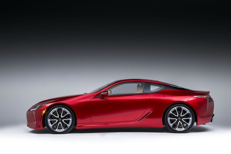 Can canh coupe hang sang Lexus LC500 phien ban 2016-Hinh-3