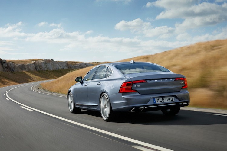 Xe sang Volvo S90 