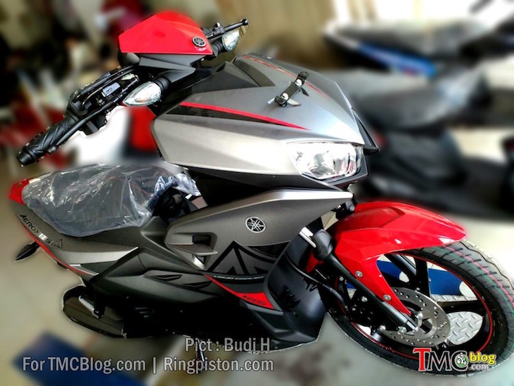 Soi xe ga Yamaha Aerox 125 moi gia 29 trieu dong