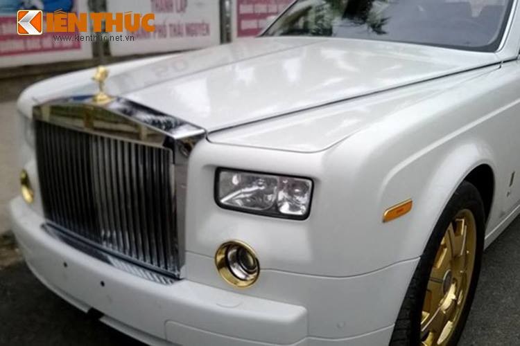 Dan sieu xe Rolls-Royce ma vang bien 