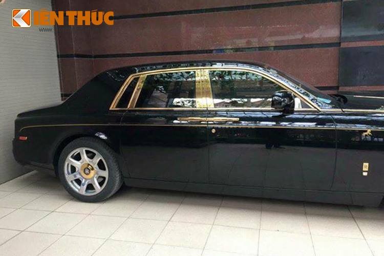 Dan sieu xe Rolls-Royce ma vang bien 