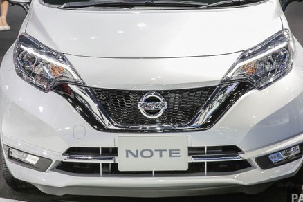 Xe gia dinh gia re Nissan Note 2017 