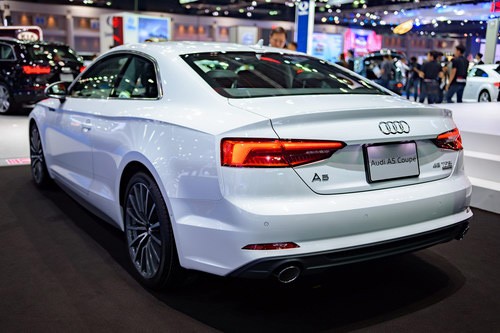 Can canh Audi A5 Coupe moi gia 2,6 ty tai Thai Lan-Hinh-4