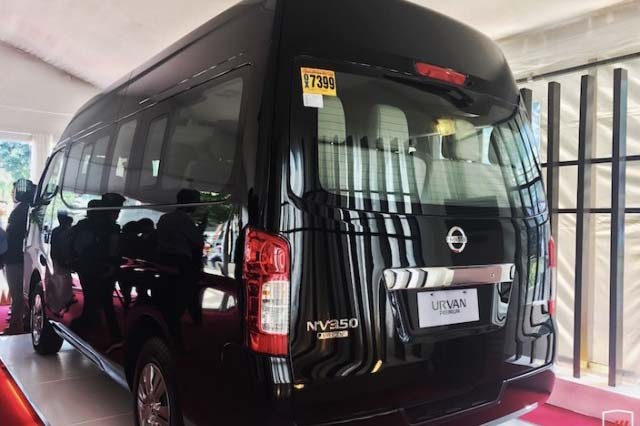 Nissan Urvan Premium moi &quot;chot gia&quot; 753 trieu dong tai DNA-Hinh-5