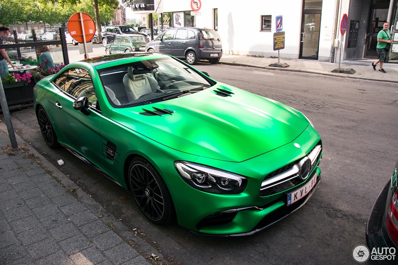 Mercedes-Benz SL63 AMG xanh com day “sang chanh”-Hinh-2