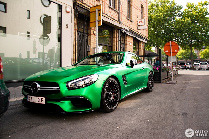 Mercedes-Benz SL63 AMG xanh com day “sang chanh”-Hinh-4