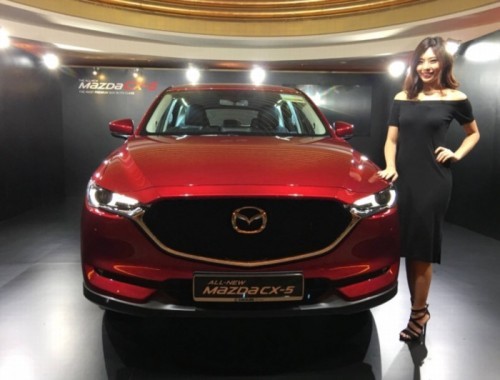 Xe oto Mazda CX-5 2017 &quot;thet gia&quot; tien ty tai Singapore