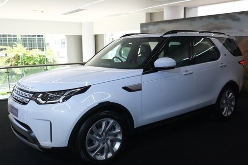 Land Rover Discovery 2018 &quot;chot gia&quot; 4,4 ty tai Thai Lan-Hinh-3