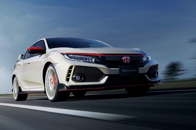 Honda Civic Type R &quot;cuc chat&quot; voi phu kien nghin do