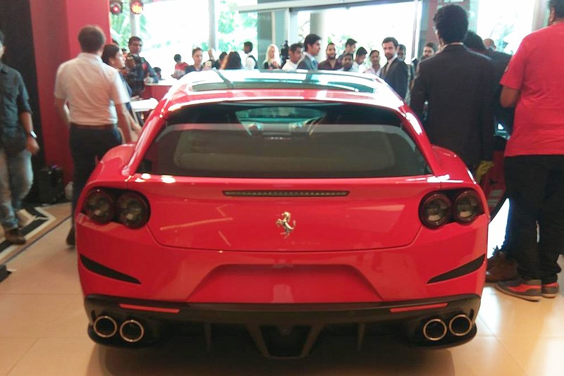Sieu xe 4 cho Ferrari GTC4Lusso &quot;dat lop&quot; toi An Do-Hinh-6