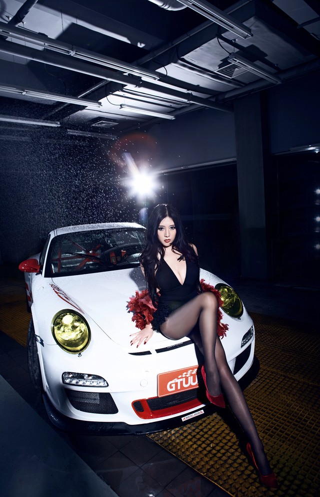 &quot;No mat&quot; soi vong cua chan dai ben Porsche 911 GT3-Hinh-9