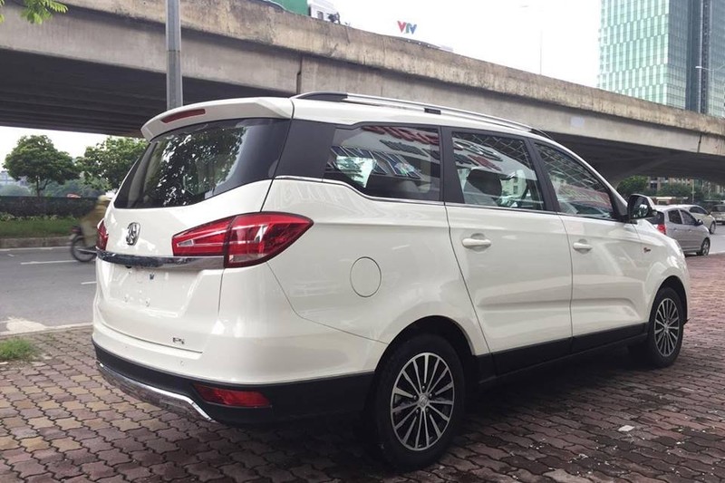 “Xe Tau” BAIC F5 gia 548 trieu dau Toyota Innova tai VN-Hinh-2