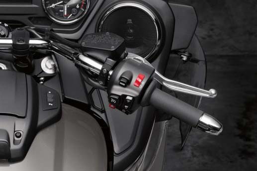 Moto Yamaha Star Eluder gia 506 trieu &quot;dau&quot; Honda Goldwing-Hinh-9