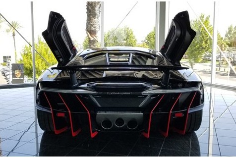 Dai gia tau sieu xe Lamborghini Centenario gia 80 ty-Hinh-2