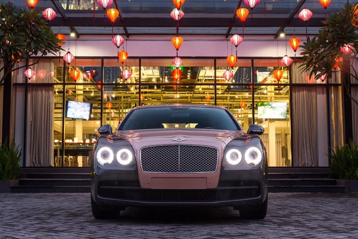 Bentley Flying Spur &quot;hang thua&quot;, tien ty ve Viet Nam-Hinh-2