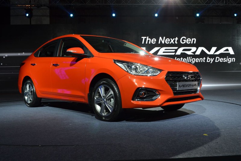 Hyundai Verna 2017 tang gia, tin buon cho khach Viet-Hinh-2