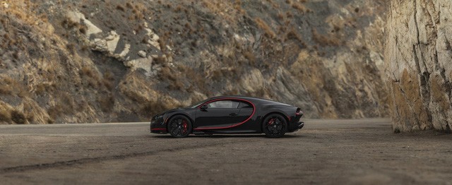 Sieu xe Bugatti Chiron cu &quot;thet gia&quot; 4 trieu do la-Hinh-3