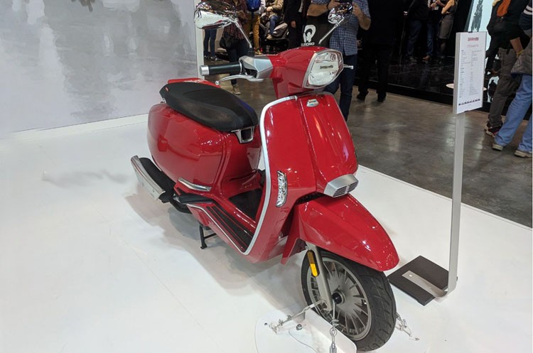 Ngam xe ga Lambretta V-Special 2018 gia 73,7 trieu-Hinh-6