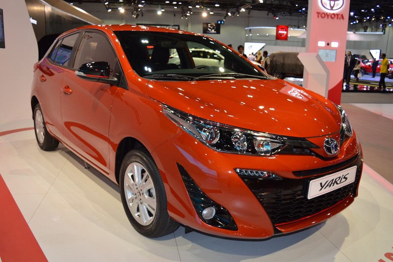 Can canh xe gia re Toyota Yaris 2018 dep tung mi-li-met-Hinh-3