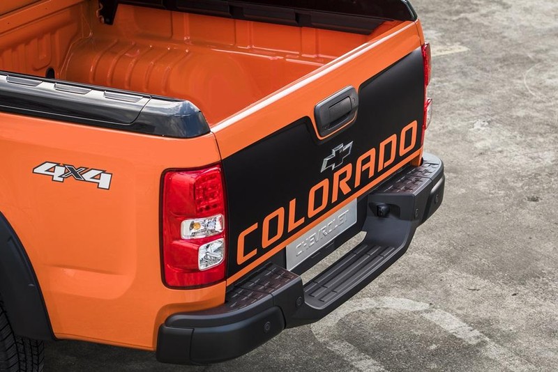 Ban tai Chevrolet Colorado 2018 moi trinh lang “dau” Ford Ranger-Hinh-7