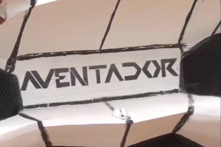 Sieu xe Lamborghini Aventador “fake” gia chi 18,6 trieu dong-Hinh-5