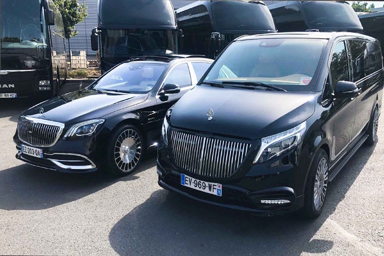 Ngam Mercedes-Benz V-Class do phong cach Maybach tien ty-Hinh-2