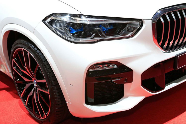 Xem chi tiet BMW X5 2019 vua chao san Paris Motor Show-Hinh-3