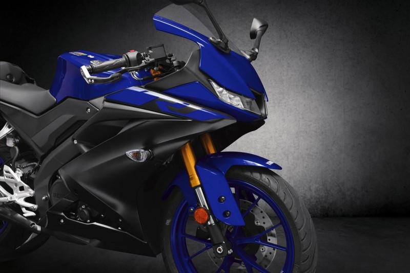 Xe moto co nho, gia re Yamaha YZF-R125 moi co gi hay?