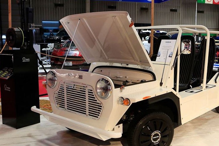 Chi tiet xe Mini Moke chay dien 