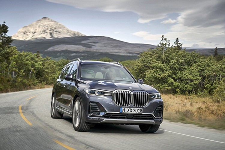 SUV hang sang BMW X7 moi chot gia tu 1,7 ty dong-Hinh-2