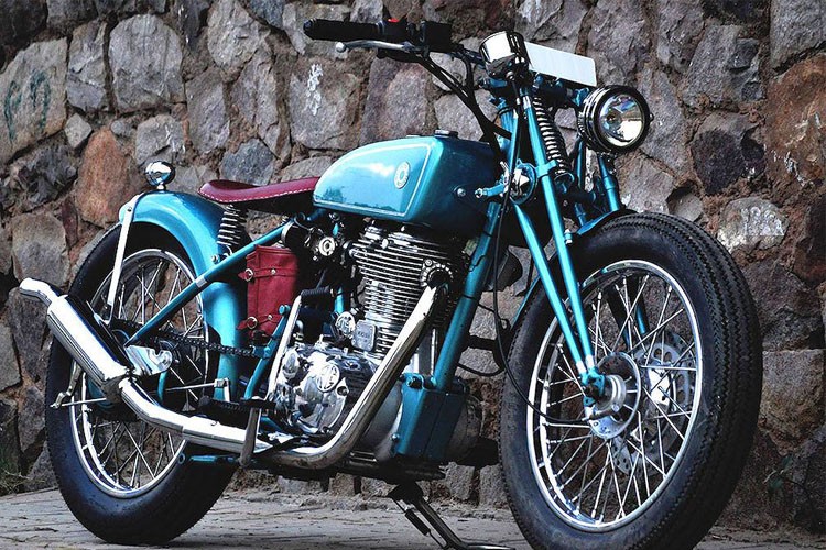 Royal Enfield Classic “bien hinh” bobber co dien loi cuon-Hinh-2