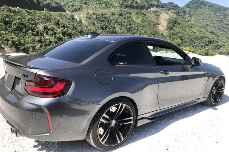 Can canh BMW M2 