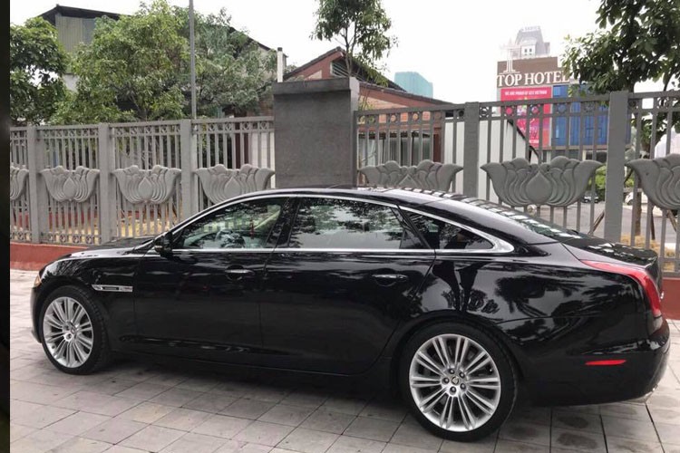 Jaguar XJL Supercharged bien “khung” gia 2,6 ty o Nghe An-Hinh-3